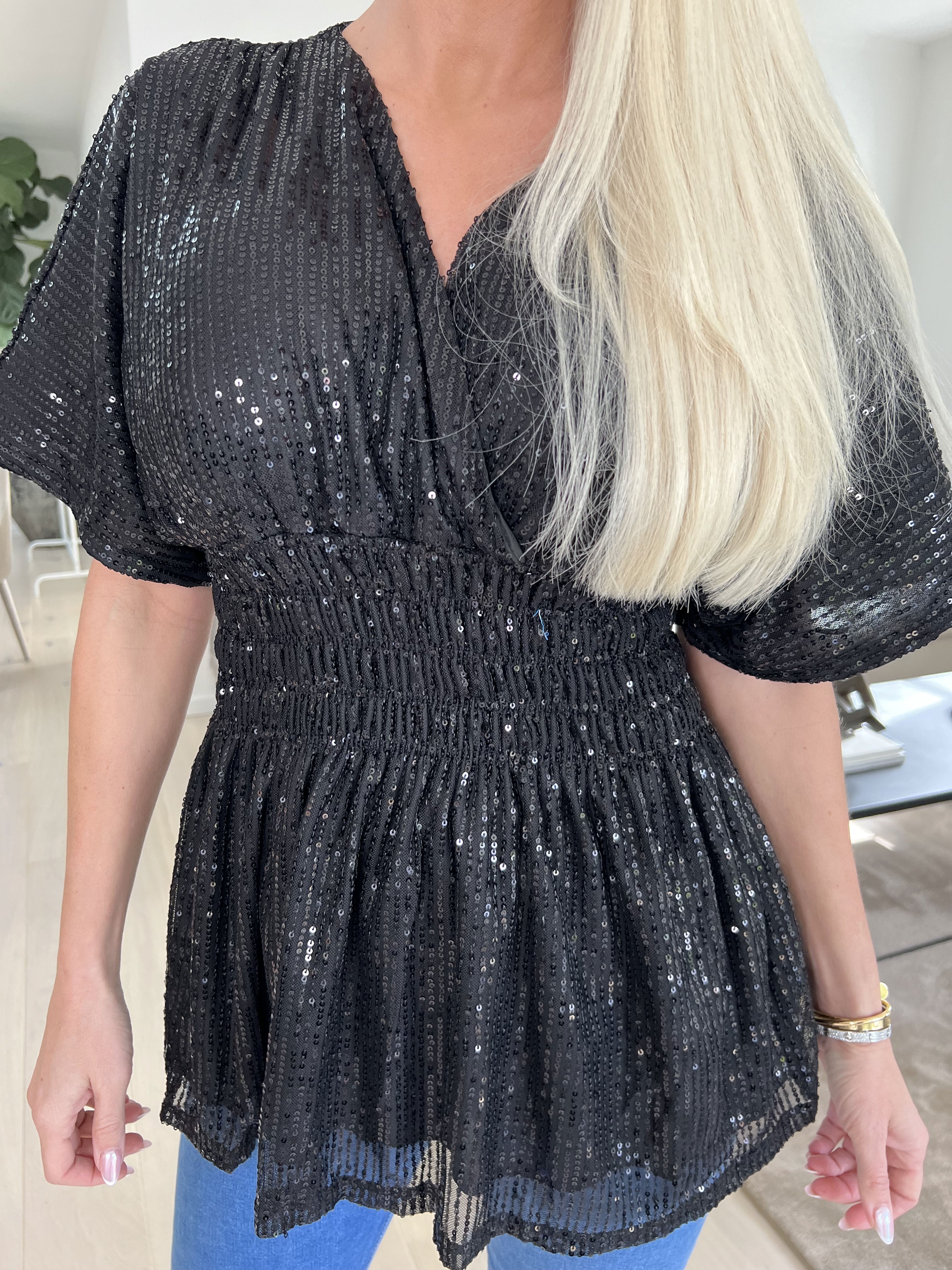 Pams Glitter Shirt - Söt tunika med smock och paljetter